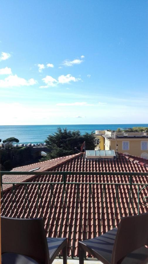 Bianca House Sea View Apartment Леванто Екстериор снимка
